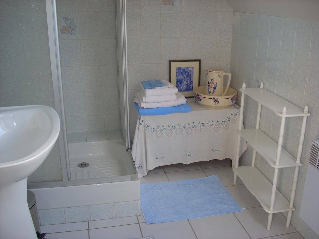 Chambres D'Hotes Kergollay Lanhouarneau Bilik gambar